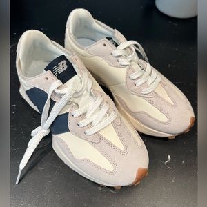 Women’s New Balance Tennis Shoes